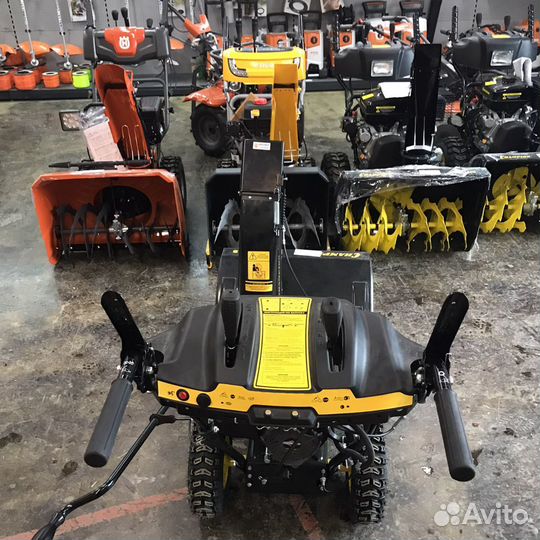 Снегоуборщик champion с briggs & stratton