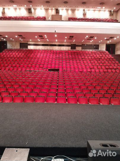 Перетяжка мягкой мебели