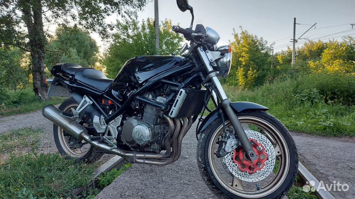 Suzuki bandit 400