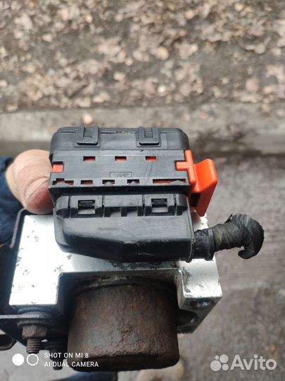 Блок abs honda mobilio gb1. Двигатель l15a