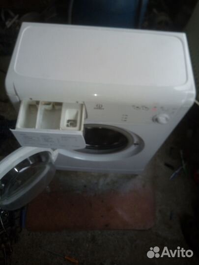 Стиральная машина Indesit узкая с гарантией