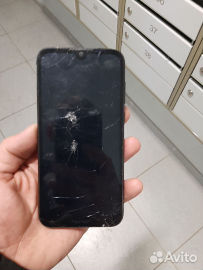 HONOR 8S, 2/32 ГБ