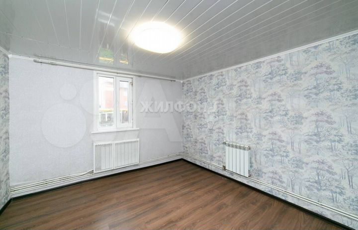 Дом 247 м² на участке 6,5 сот.