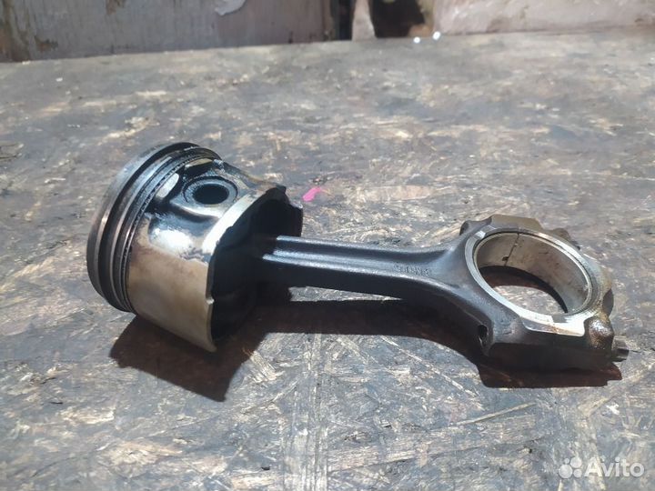 Поршень с шатуном Ford Mondeo I (1993—1996) 1, I, FD