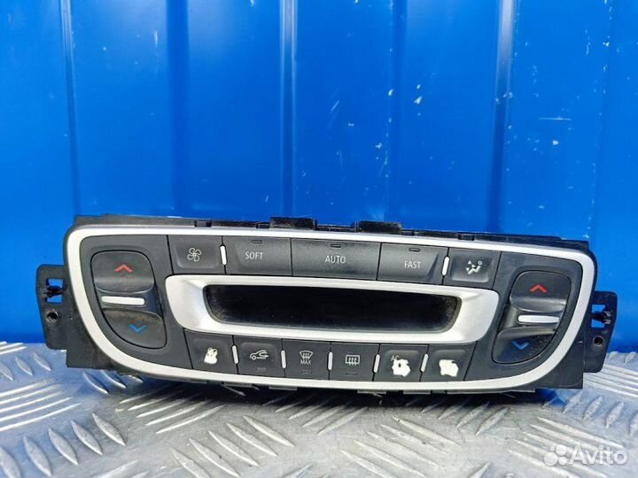 Блок управления печкой Renault Scenic 3 M4R 711