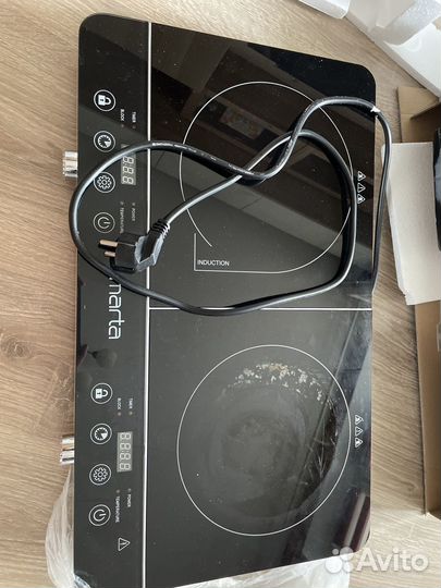 Электроплита Marta с индукцией, черная