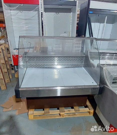 Холодильная витрина бу