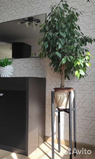 Подставка для цветов напольная