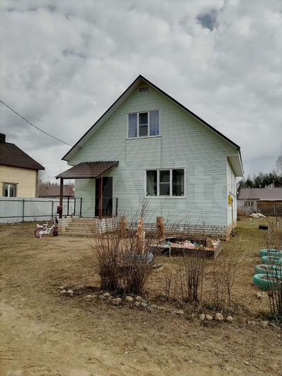 Дом 101 м² на участке 8 сот.