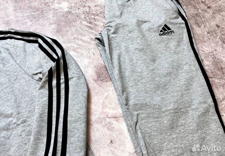Спортивные костюмы Adidas модные
