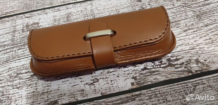 Футляр для очков кожаный
