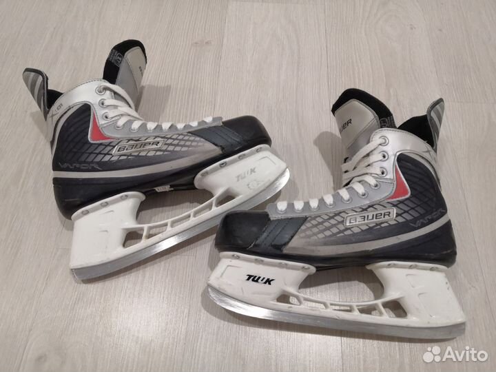 Коньки хоккейные bauer взрослые 10r