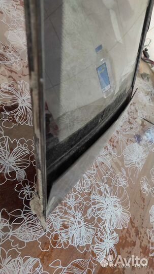 Стекло глухое правое заднее BMW x3 E83