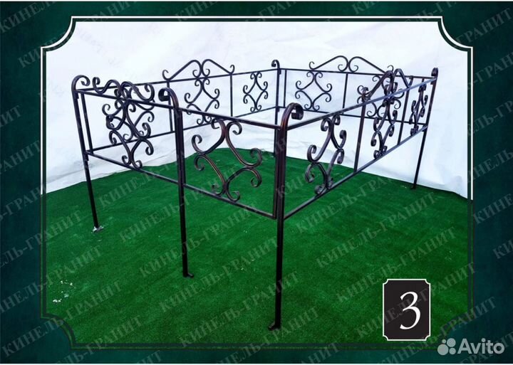 Оградки на могилу кресты на кладбище