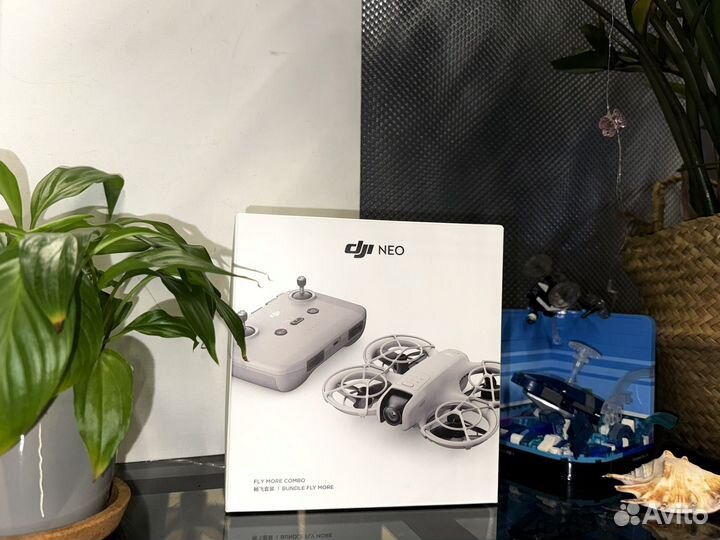 Квадрокоптер DJI Neo Fly More Combo