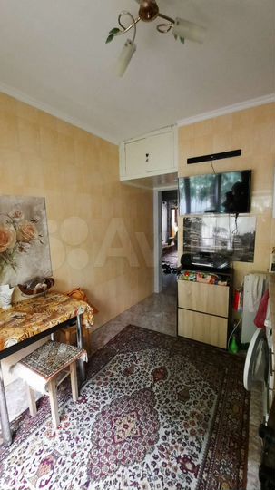 3-к. квартира, 70 м², 2/5 эт.