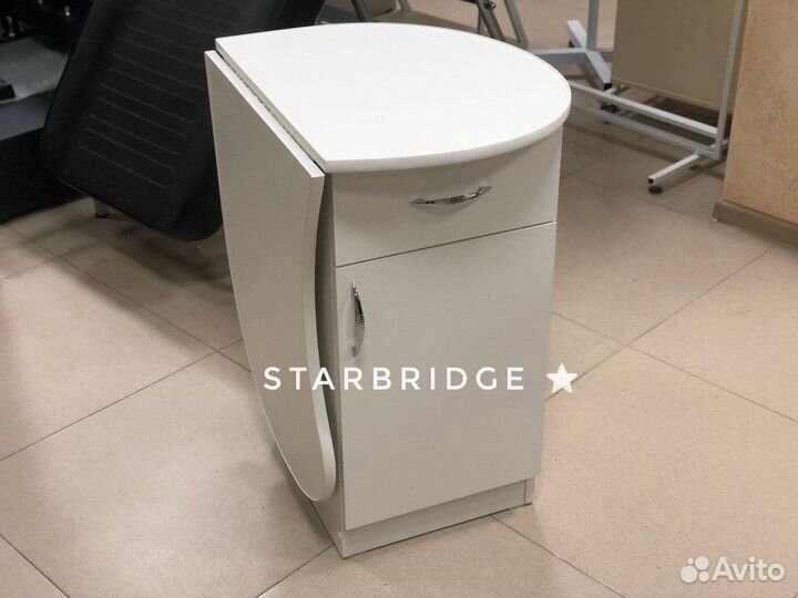 Стол маникюрный складной