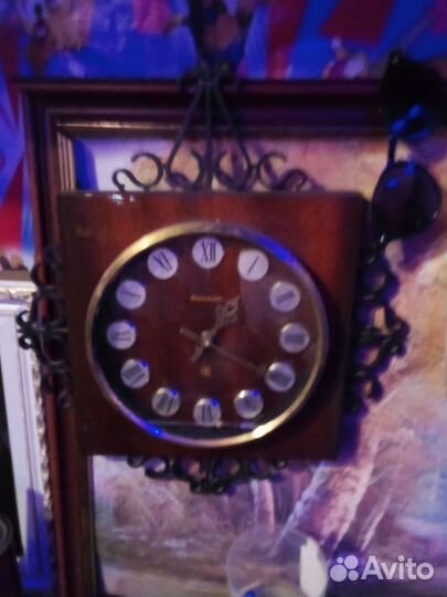 Часы Янтарь