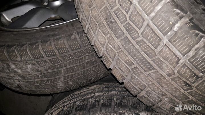 Yokohama Ice Guard IG20 215/60 R17 96Q