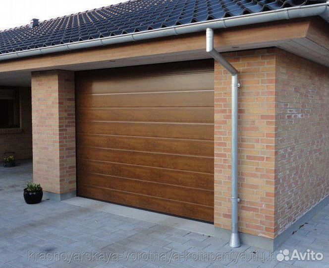 Секционные ворота