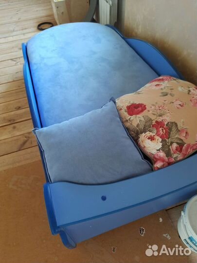 Детская кровать машина с матрасом