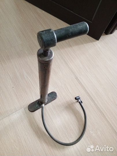 Насос ручной для велосипеда