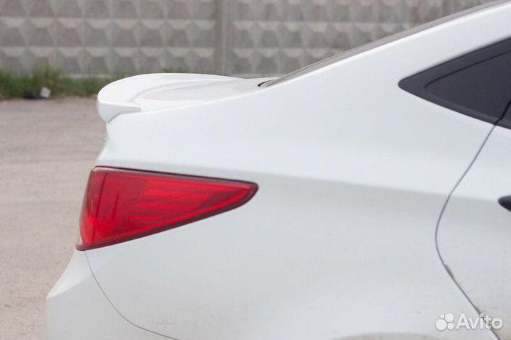 Спойлер на Hyundai Solaris 1