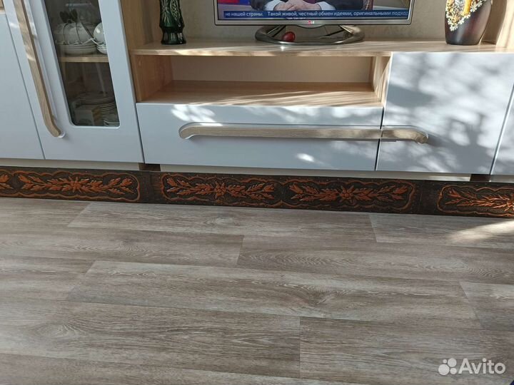 Карниз для штор бу