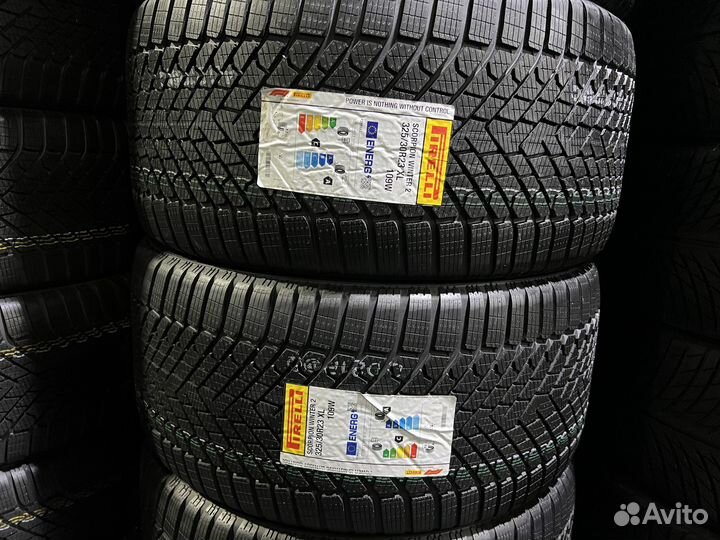 Pirelli Scorpion Winter 2 285/35 R23 и 325/30 R23 111W