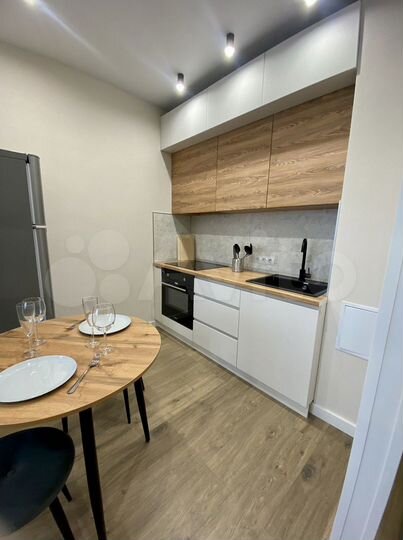 2-к. квартира, 49 м², 10/17 эт.