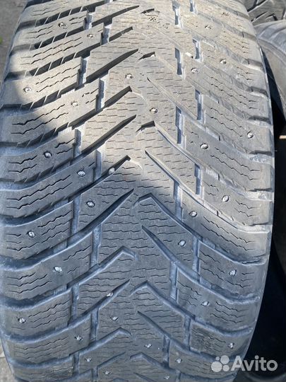 Nokian Tyres Hakkapeliitta 8 SUV 275/40 R21