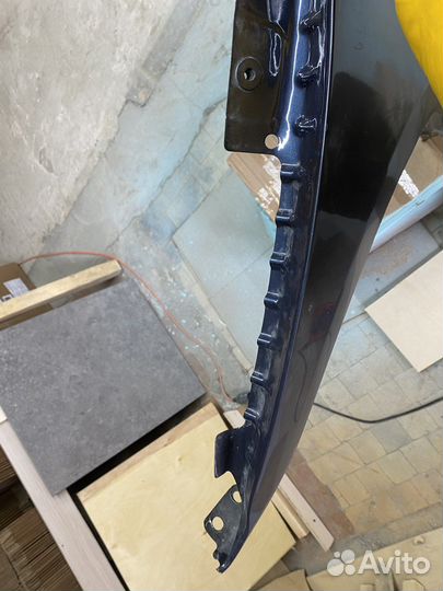 Крыло переденее правое golf 7