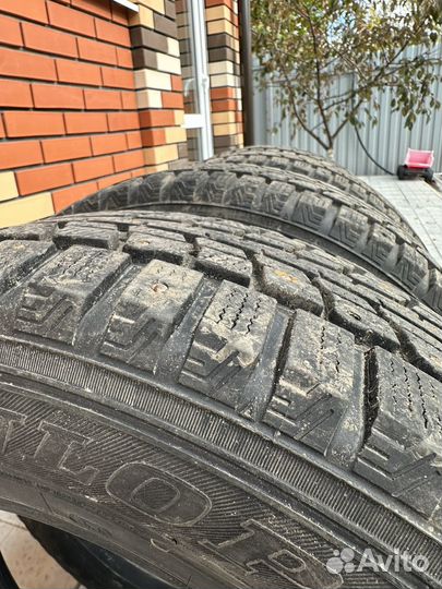 Dunlop SP Winter Ice 01 225/65 R17