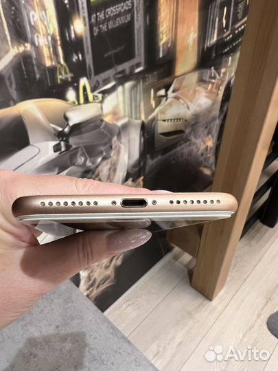 iPhone 8 Plus, 256 ГБ