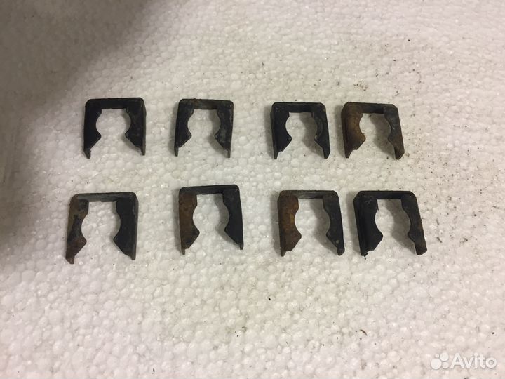 Фиксатор форсунки впрыска топлива BMW