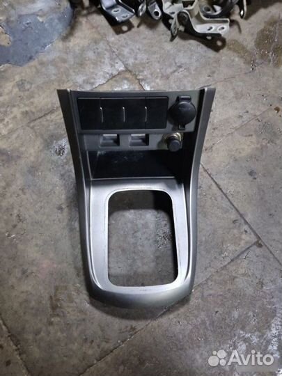 Накладка кулисы кпп Geely Emgrand Ec7