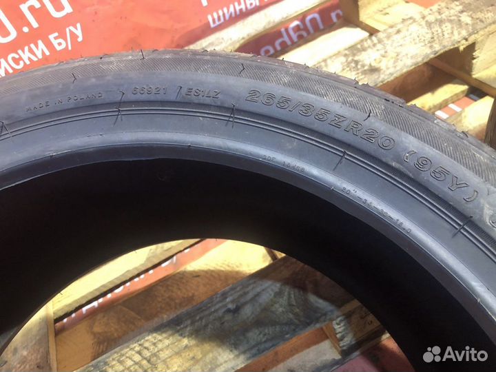 Bridgestone Potenza S001 265/35 R20