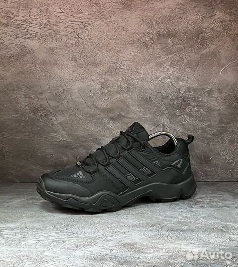 Кроссовки осенние Adidas Terrex