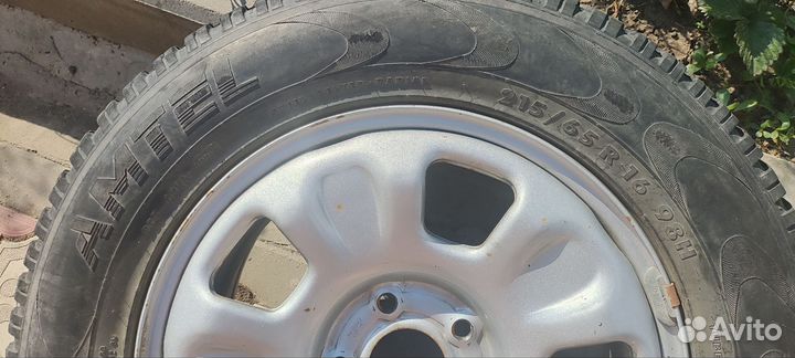 Amtel Cruise 4x4 215/65 R16 98H