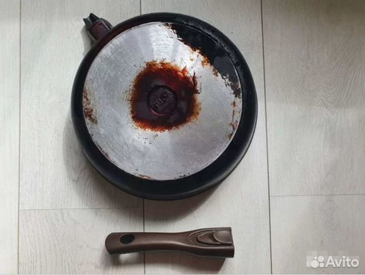 Сковорода со съемной ручкой 28 см
