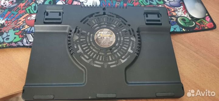 Подставка для ноутбука STM IP5