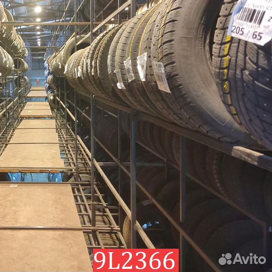 Goodyear UltraGrip Performance 225/40 R18 92L