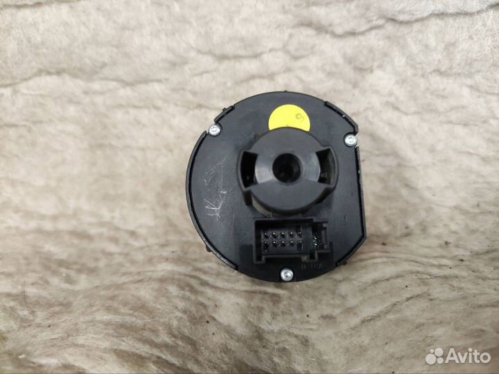 Блок управления светом Volkswagen Touareg