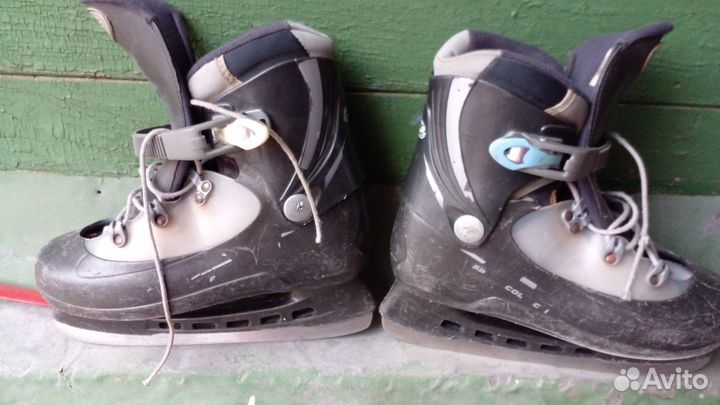 Коньки хоккейные мужские 40 р