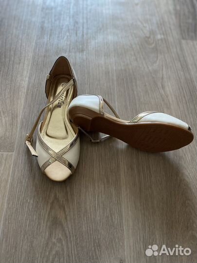 Босоножки женские 36 размер