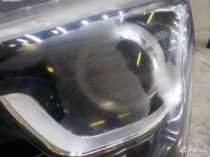 Фара левая Hyundai Santa Fe 2012