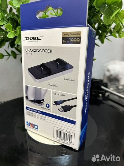 Док станция для геймпадов