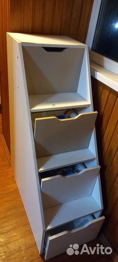 Двухъярусная кровать домик с лестницей