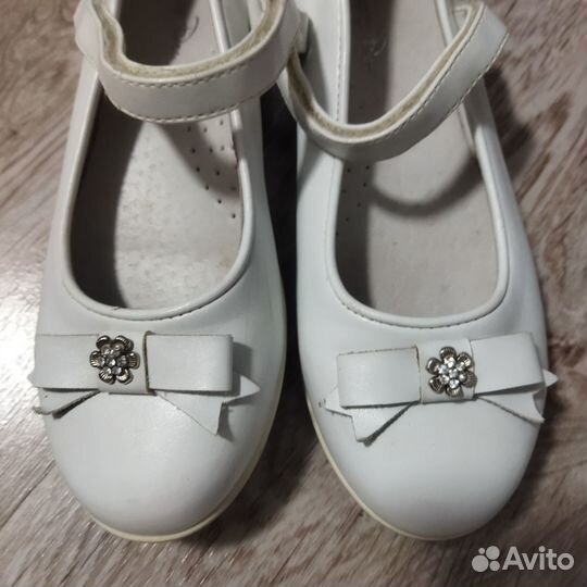 Туфли для девочки размер 33