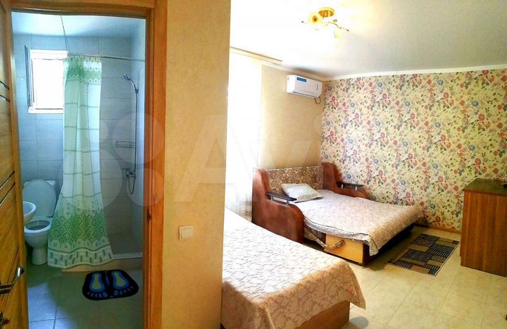 Комната 20 м² в 4-к., 1/2 эт.